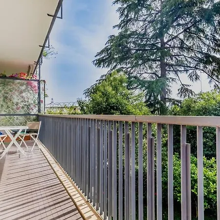 Luxury Front Of Cavalieri Hilton Apartment